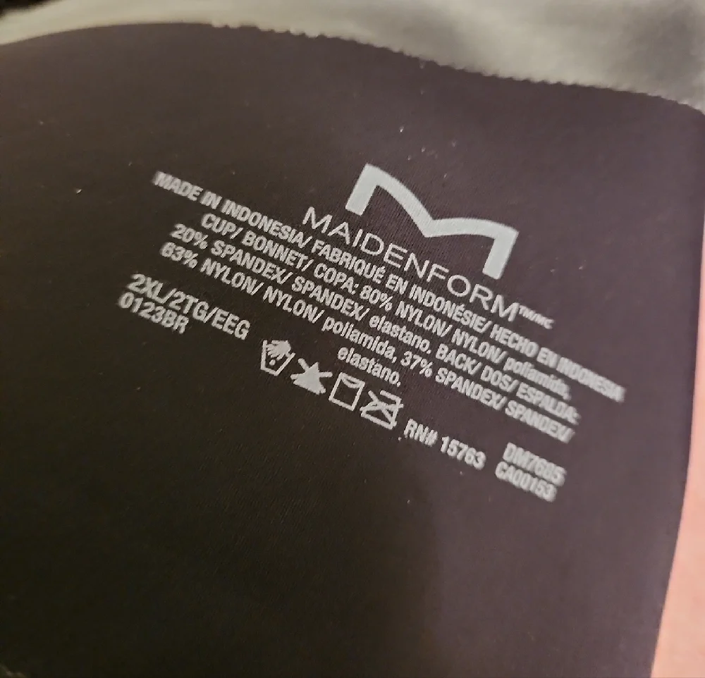 Maidenform Black Convertible Strapless Bra NWT